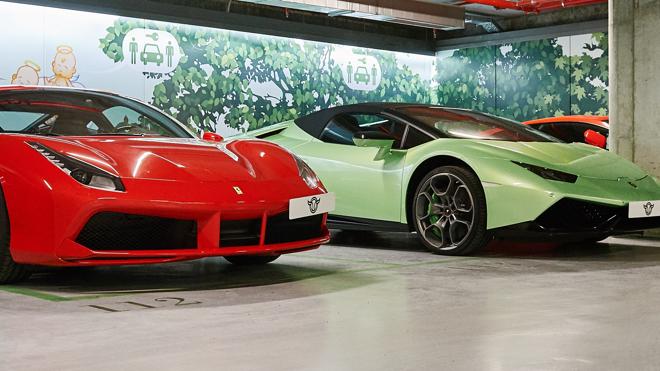 El hotel cuenta con un exclusivo servicio de coches de lujo